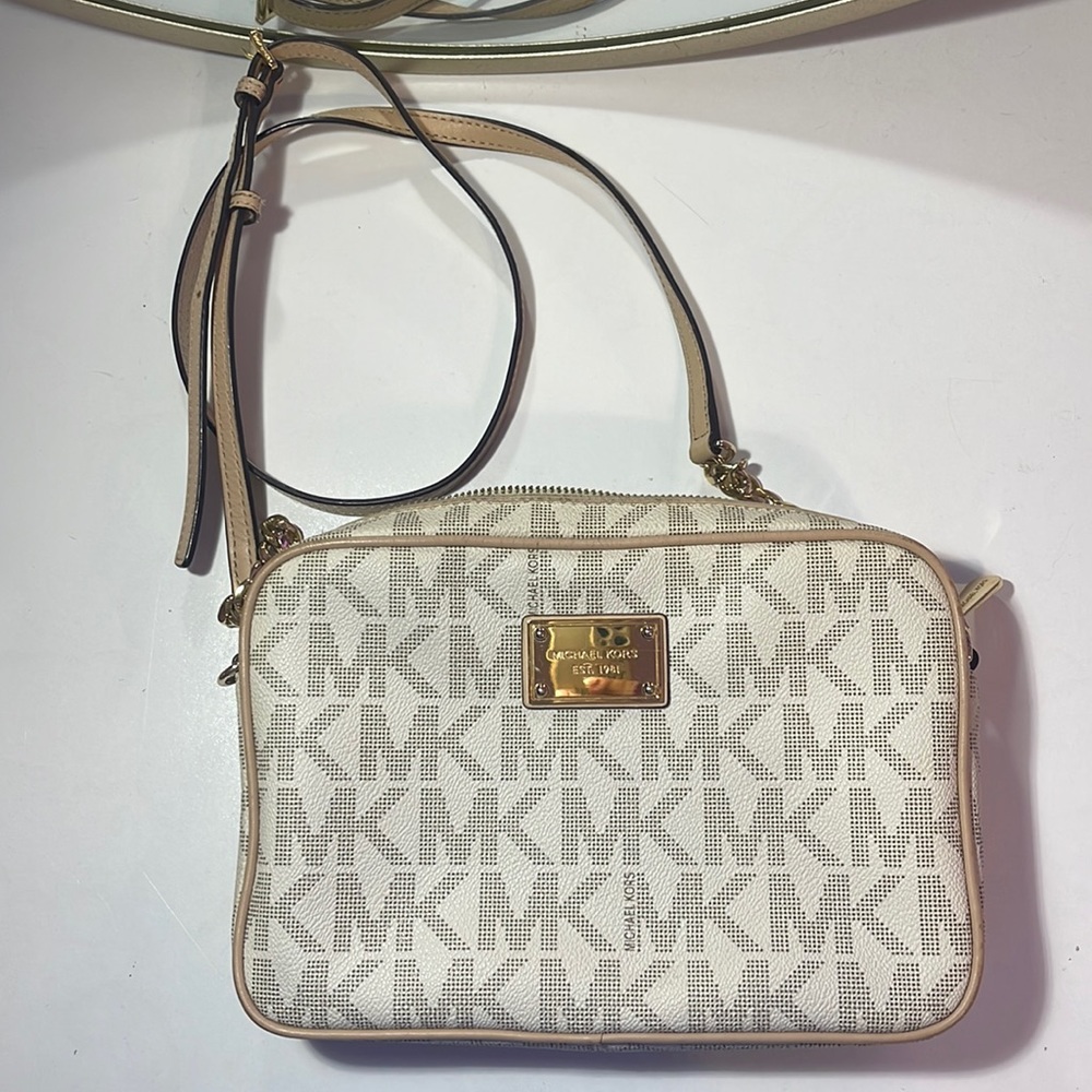 Michael Kors Crossbody Bag